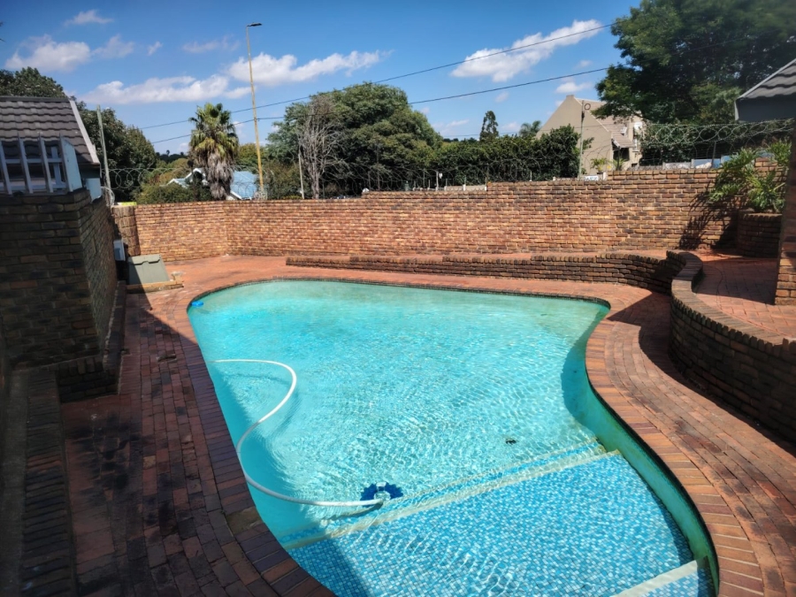 3 Bedroom Property for Sale in Florida Park Gauteng