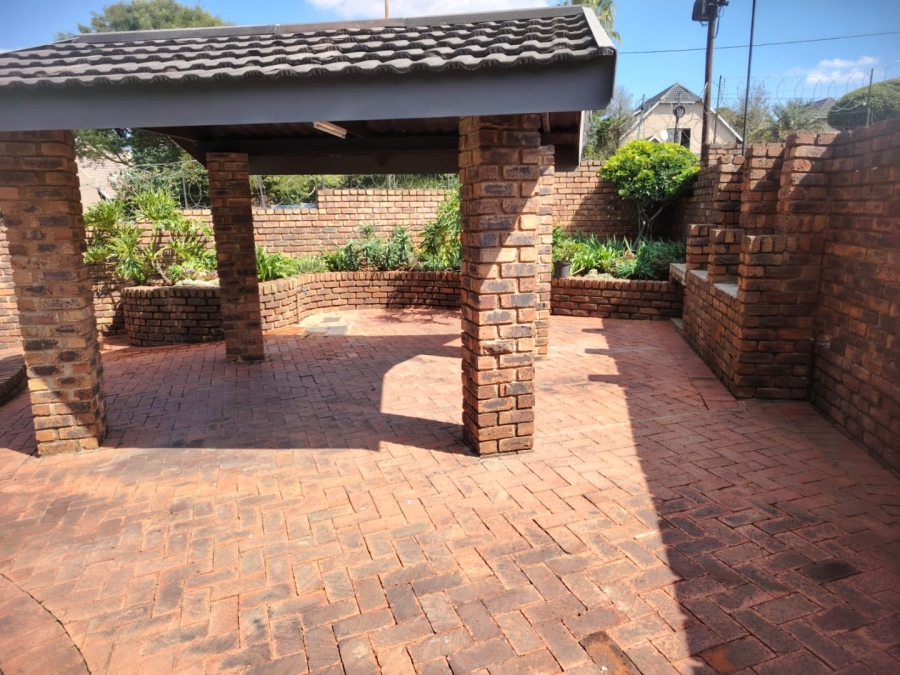 3 Bedroom Property for Sale in Florida Park Gauteng