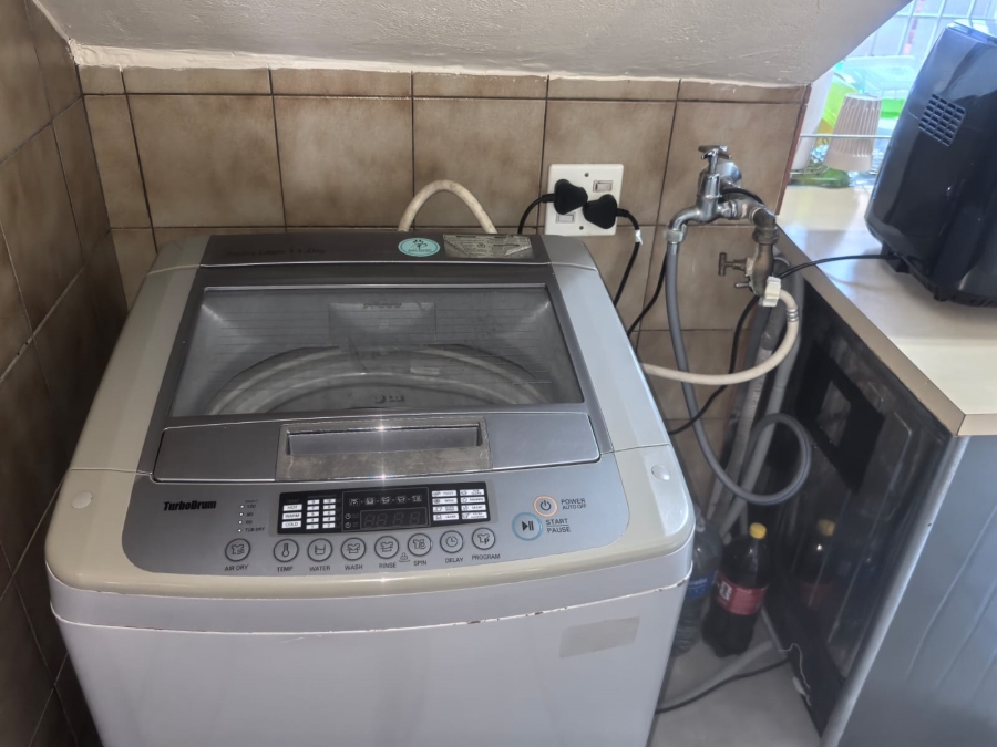 3 Bedroom Property for Sale in Florida Park Gauteng