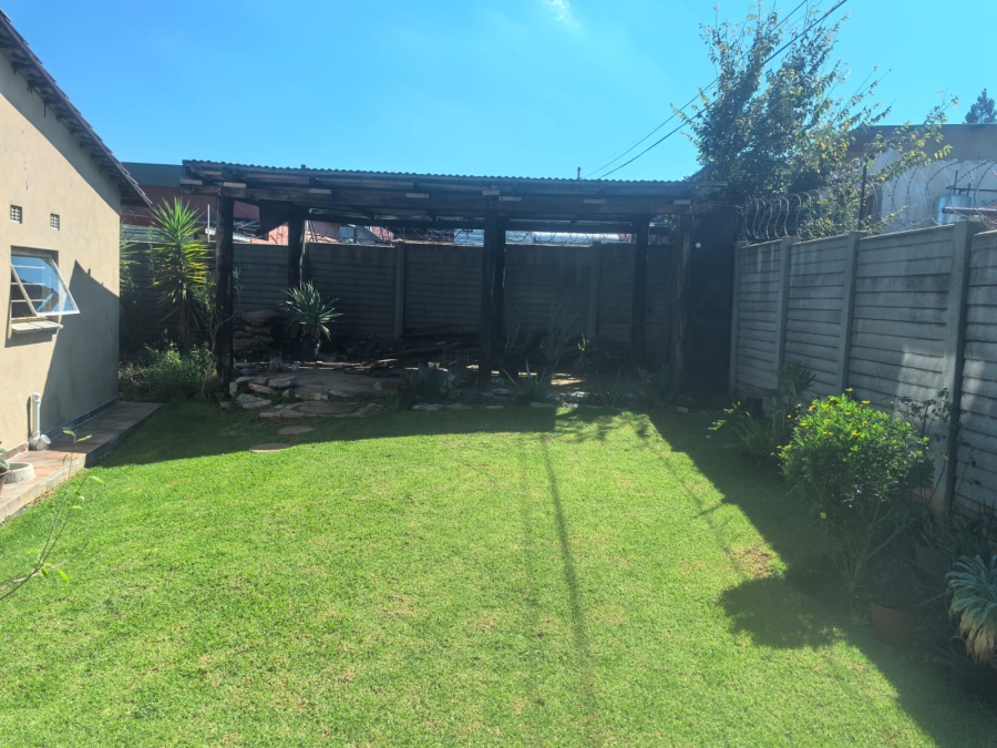 3 Bedroom Property for Sale in Honeydew Manor Gauteng