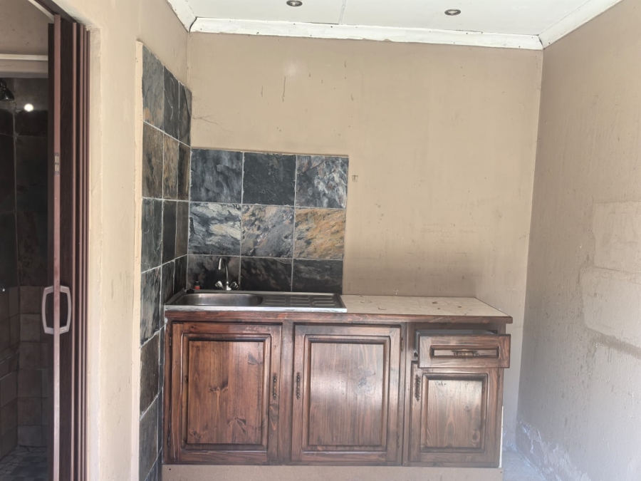 3 Bedroom Property for Sale in Honeydew Manor Gauteng