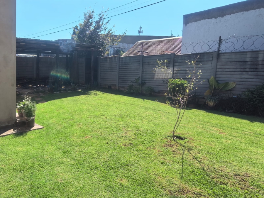 3 Bedroom Property for Sale in Honeydew Manor Gauteng