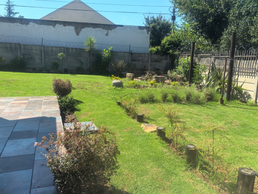 3 Bedroom Property for Sale in Honeydew Manor Gauteng