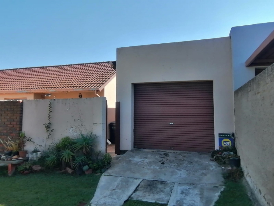 3 Bedroom Property for Sale in Mindalore Gauteng