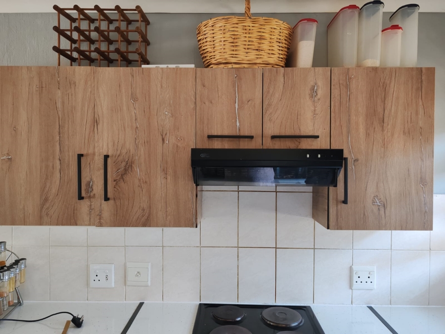 2 Bedroom Property for Sale in Amorosa Gauteng