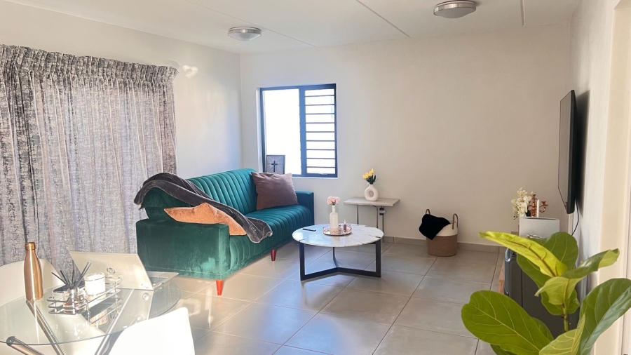 3 Bedroom Property for Sale in Little Falls Gauteng