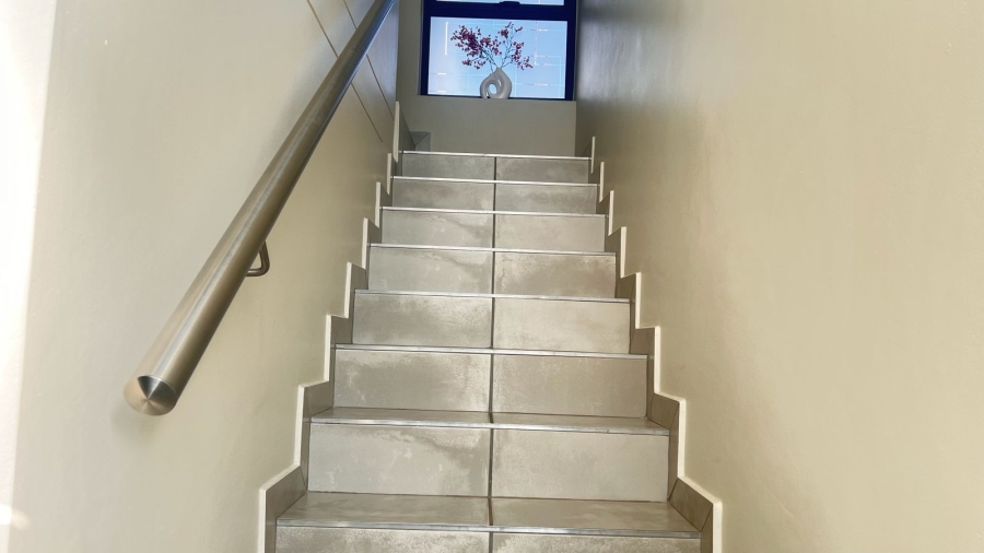 3 Bedroom Property for Sale in Little Falls Gauteng