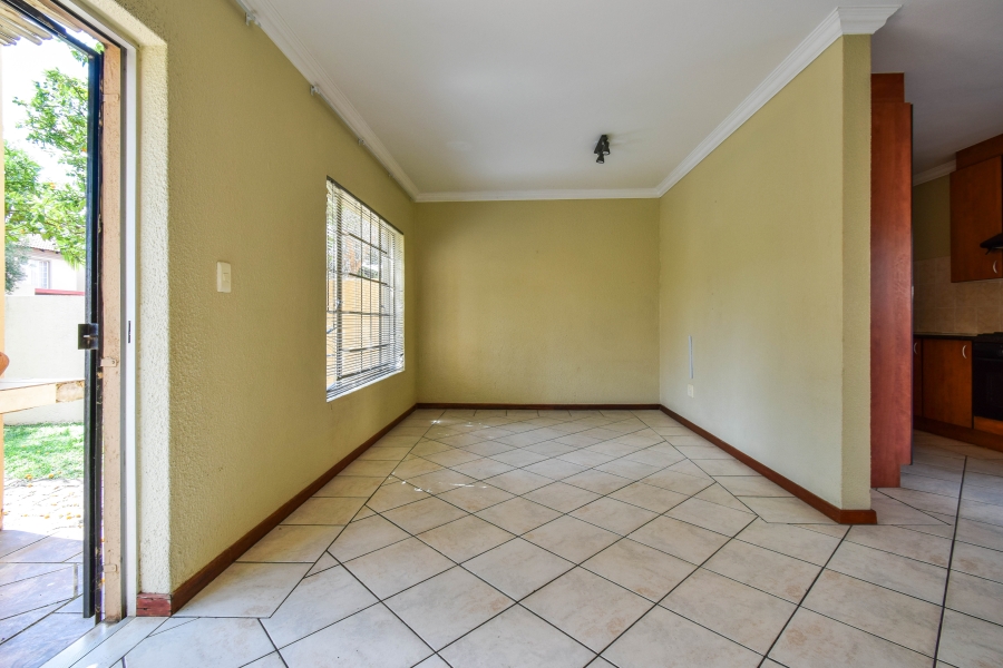 1 Bedroom Property for Sale in Willow Park Manor Gauteng