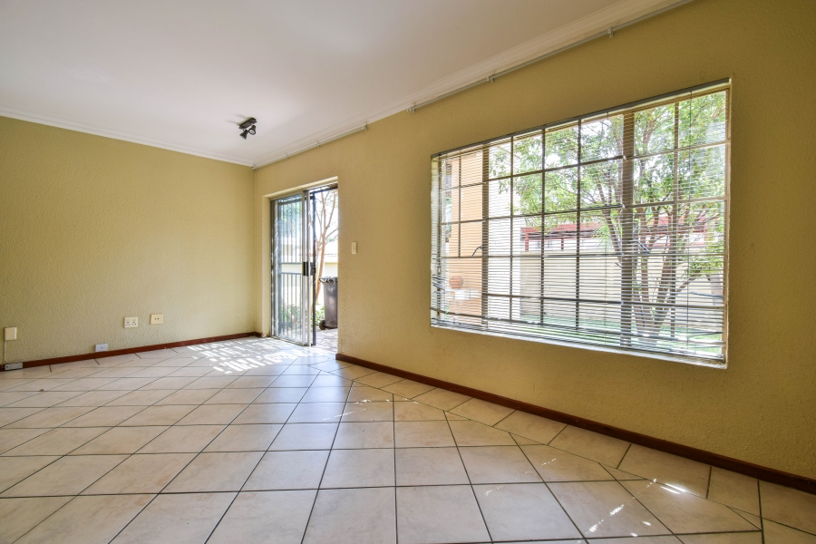 1 Bedroom Property for Sale in Willow Park Manor Gauteng