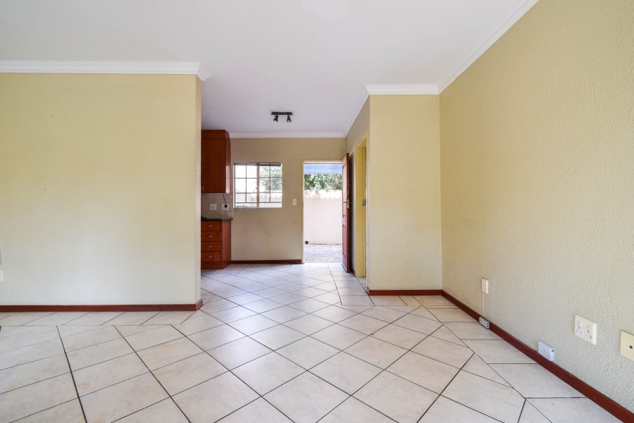 1 Bedroom Property for Sale in Willow Park Manor Gauteng