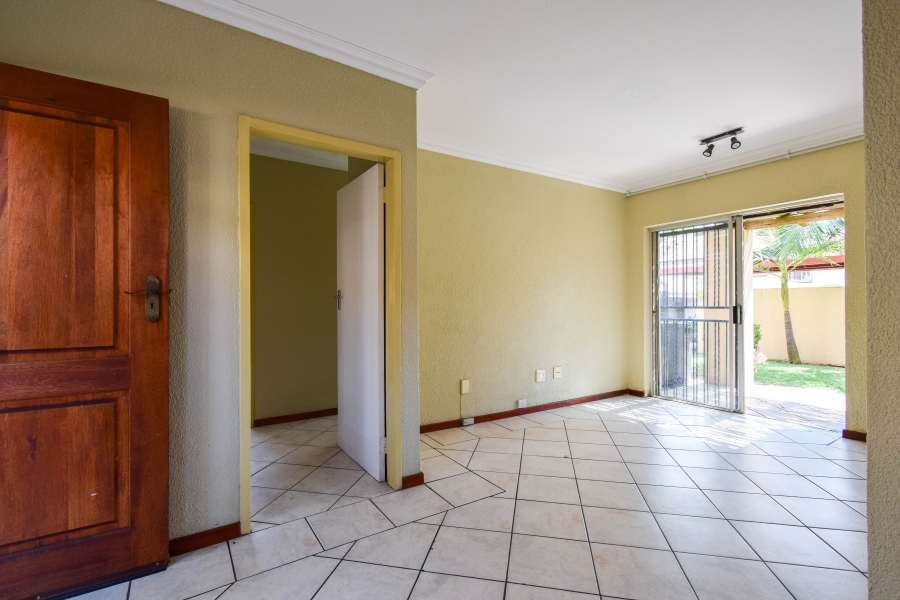 1 Bedroom Property for Sale in Willow Park Manor Gauteng