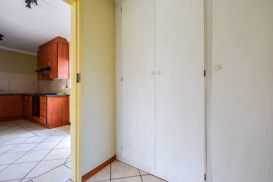 1 Bedroom Property for Sale in Willow Park Manor Gauteng