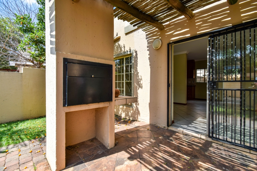 1 Bedroom Property for Sale in Willow Park Manor Gauteng