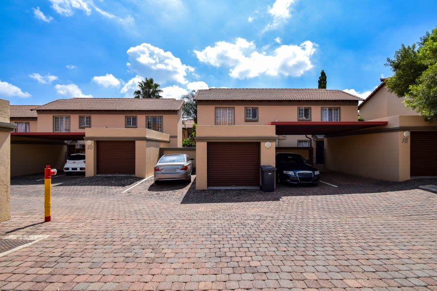 1 Bedroom Property for Sale in Willow Park Manor Gauteng