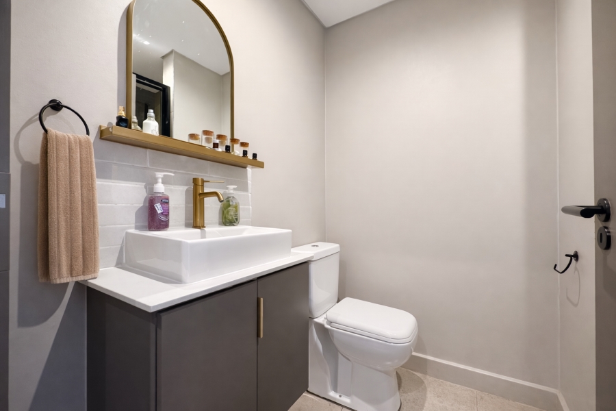 To Let 1 Bedroom Property for Rent in Sandton Central Gauteng