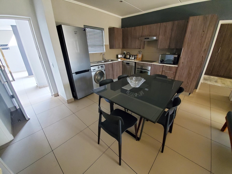To Let 2 Bedroom Property for Rent in Sandown Gauteng