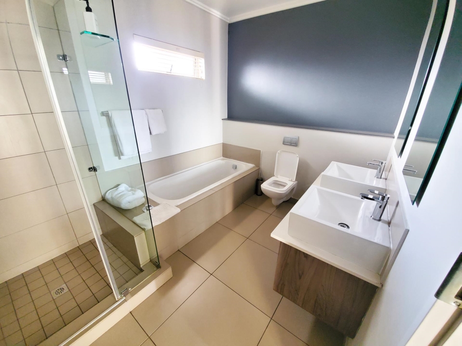 To Let 2 Bedroom Property for Rent in Sandown Gauteng