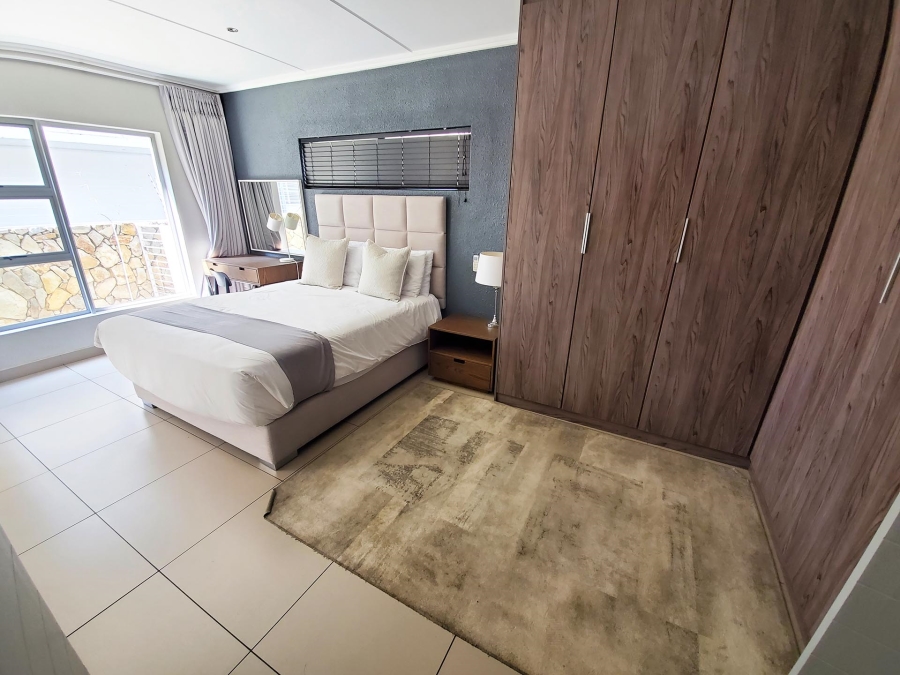 To Let 2 Bedroom Property for Rent in Sandown Gauteng