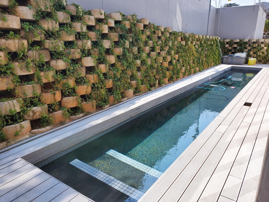 To Let 2 Bedroom Property for Rent in Sandown Gauteng