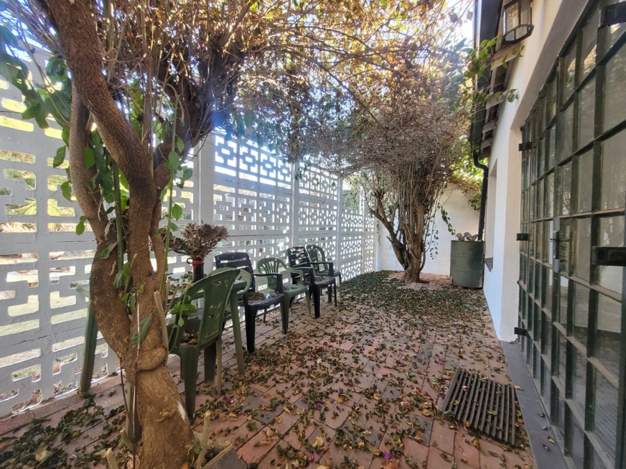 To Let 1 Bedroom Property for Rent in Greenhills Gauteng