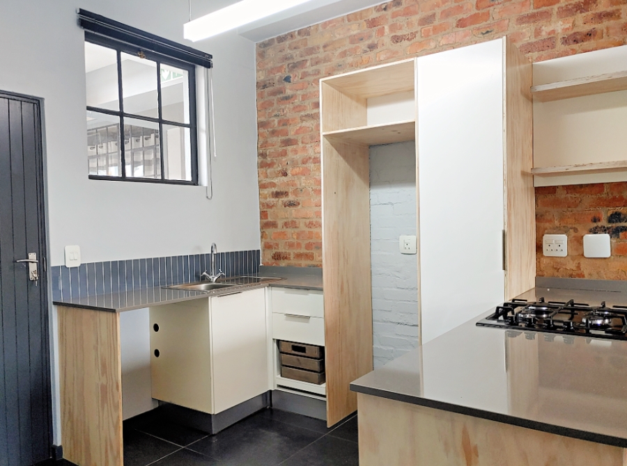 To Let 1 Bedroom Property for Rent in Braamfontein Gauteng