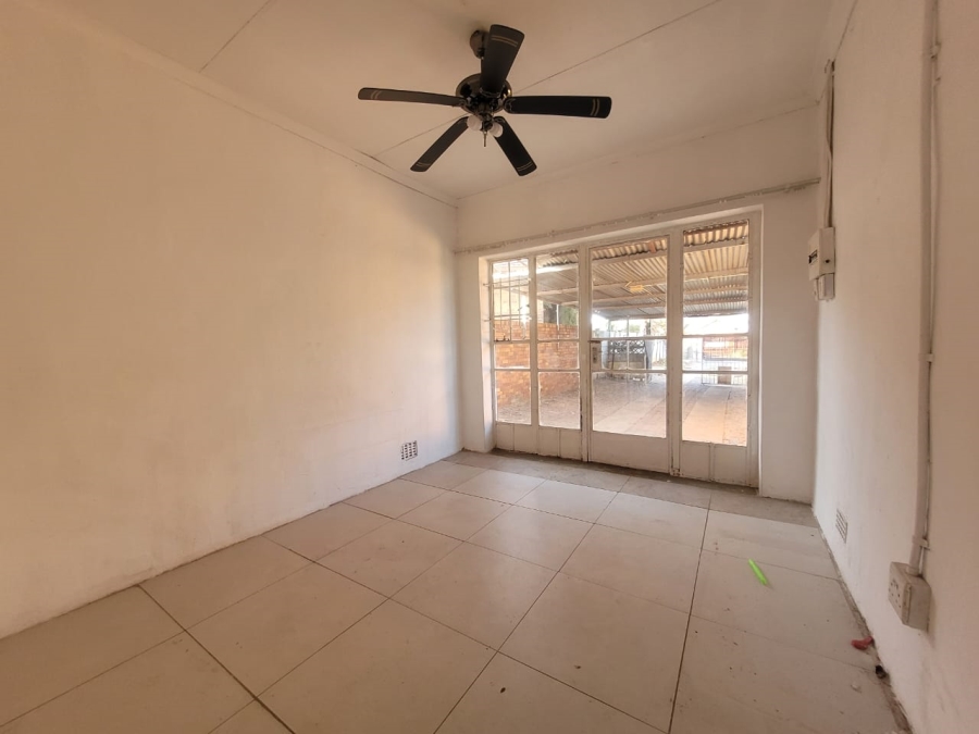 To Let 1 Bedroom Property for Rent in Mindalore Gauteng