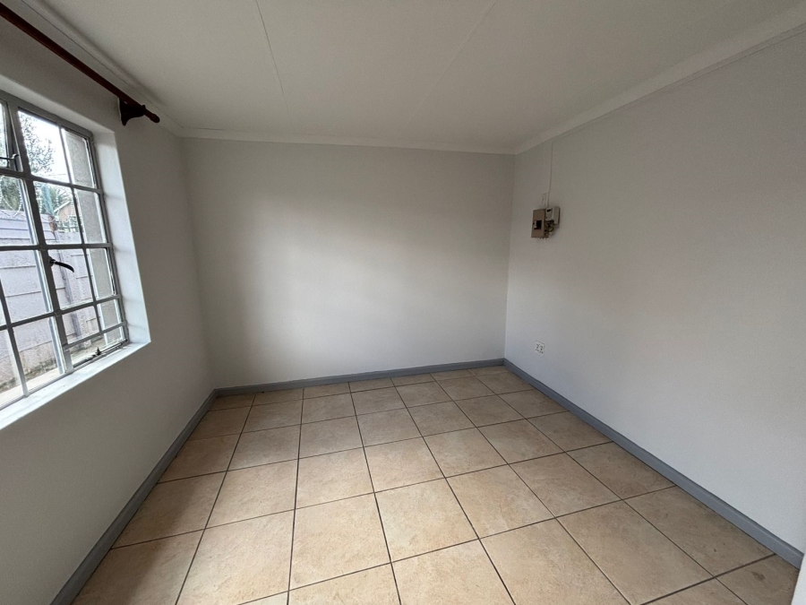 1 Bedroom Property for Sale in Horison Gauteng