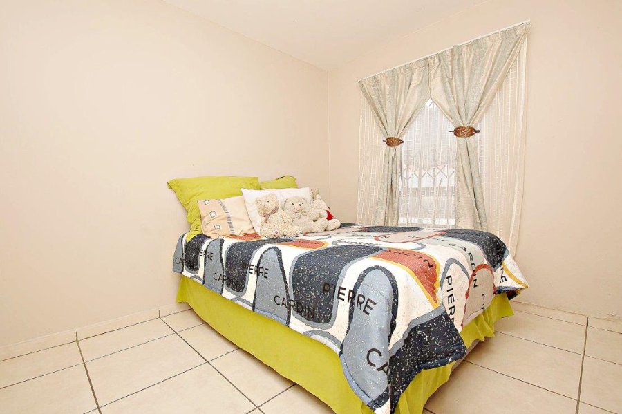 2 Bedroom Property for Sale in Groblerpark Gauteng