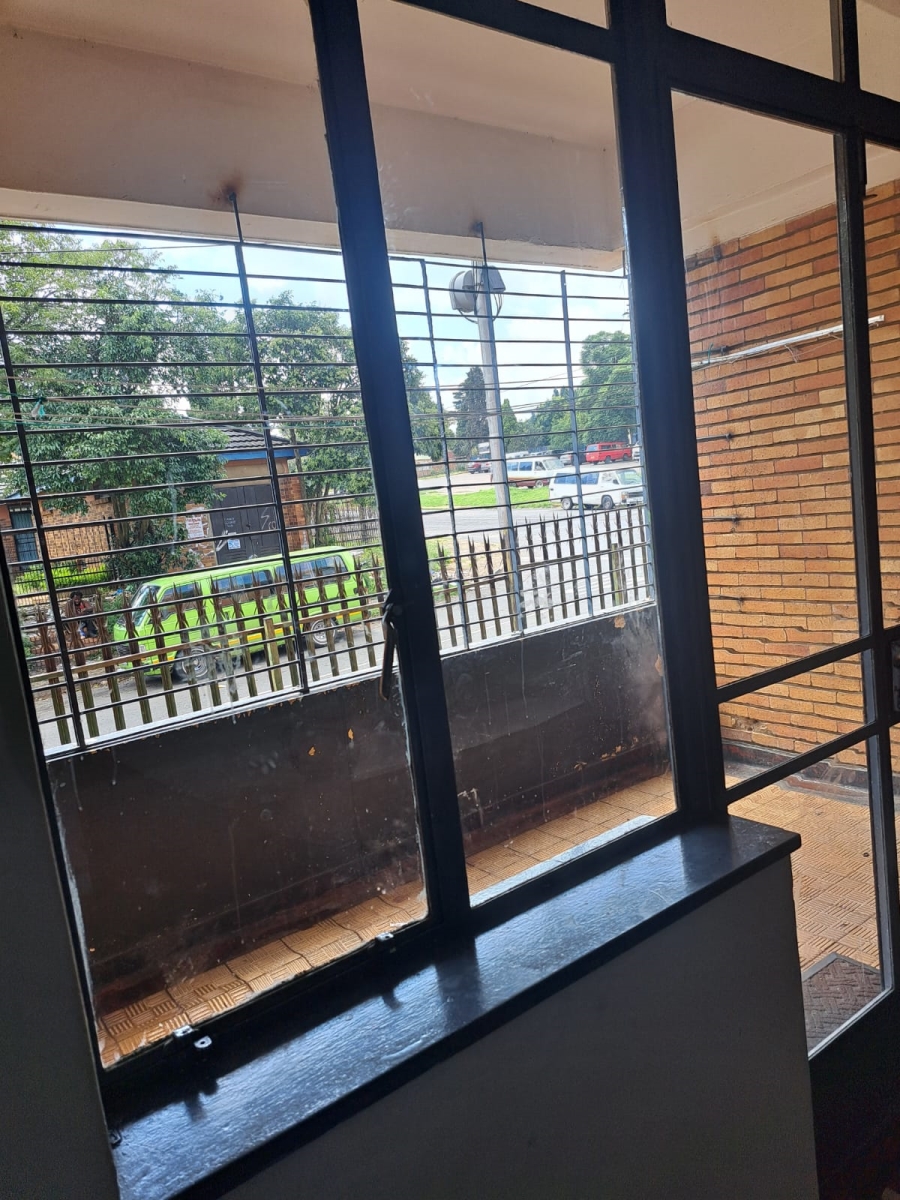 To Let 2 Bedroom Property for Rent in Roodepoort Gauteng