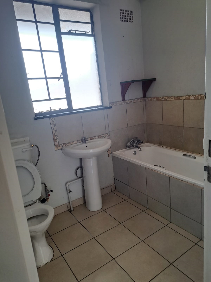 To Let 2 Bedroom Property for Rent in Roodepoort Gauteng