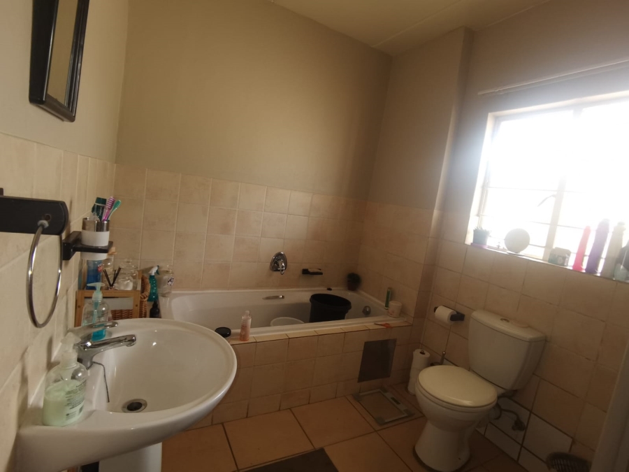 To Let 1 Bedroom Property for Rent in Zandspruit Gauteng