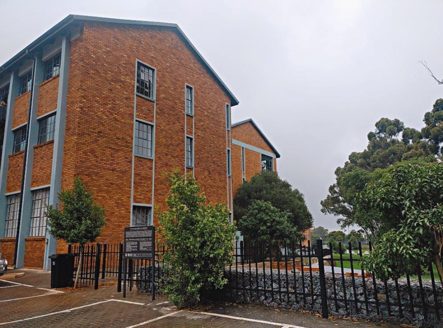 2 Bedroom Property for Sale in Braamfontein Gauteng