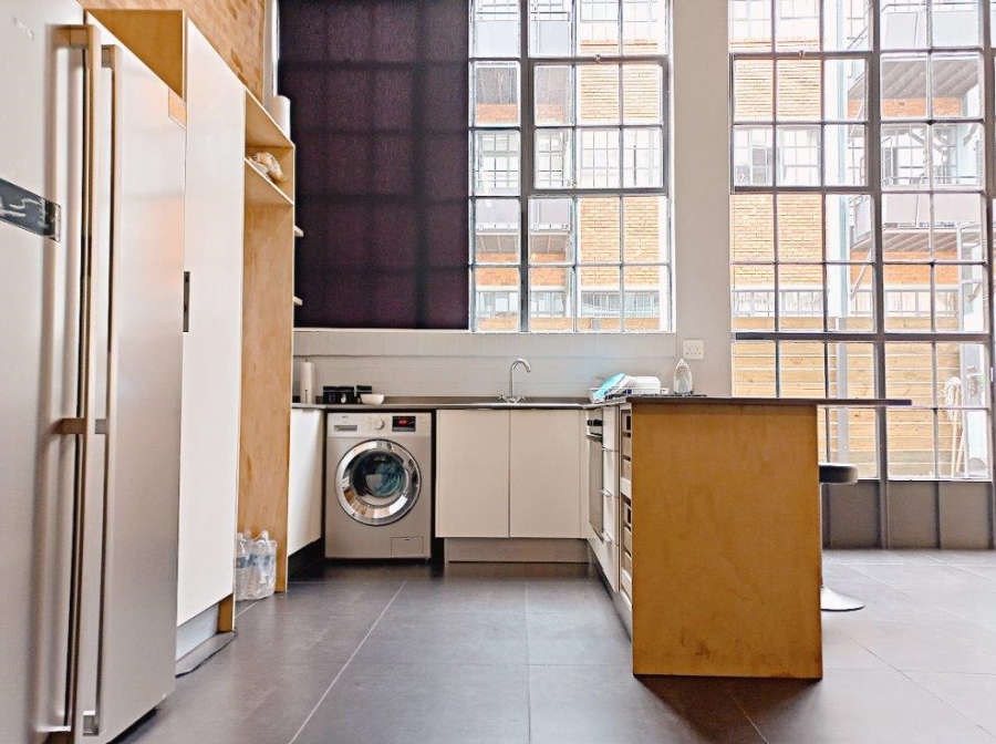 2 Bedroom Property for Sale in Braamfontein Gauteng