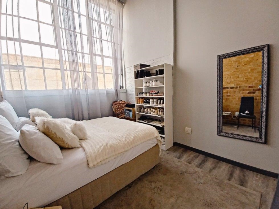 2 Bedroom Property for Sale in Braamfontein Gauteng