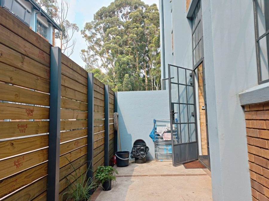 2 Bedroom Property for Sale in Braamfontein Gauteng
