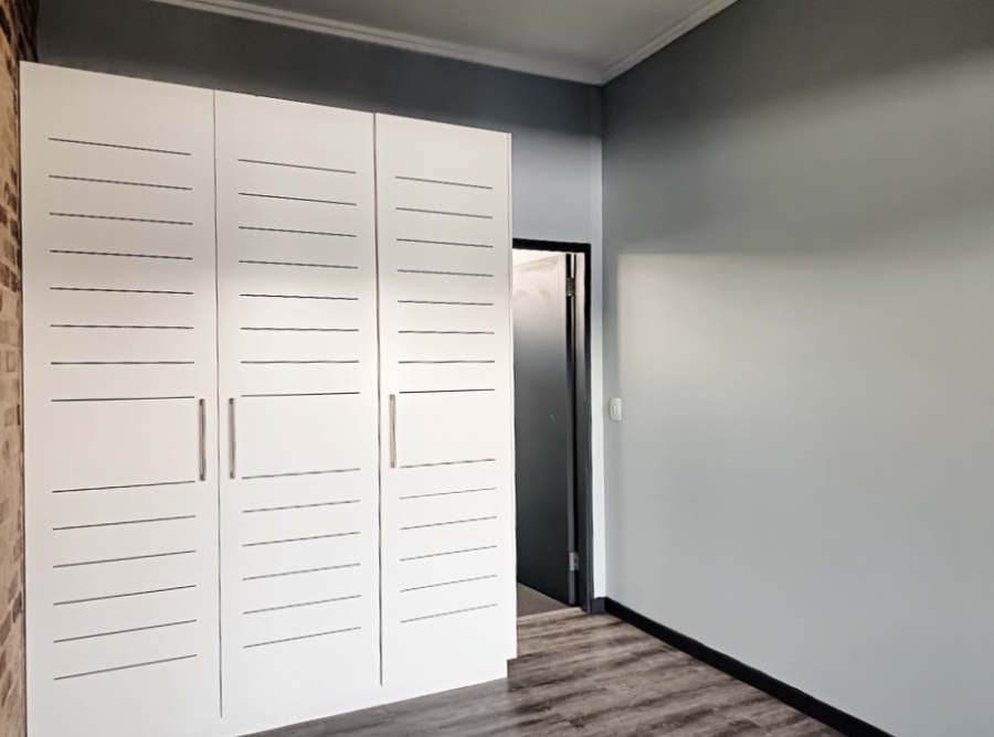 1 Bedroom Property for Sale in Braamfontein Gauteng