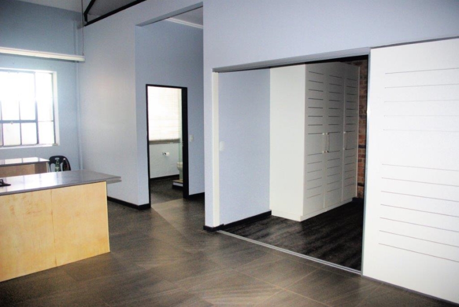 1 Bedroom Property for Sale in Braamfontein Gauteng