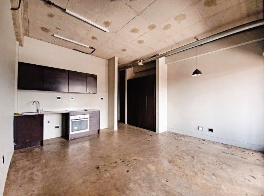 1 Bedroom Property for Sale in New Doornfontein Gauteng