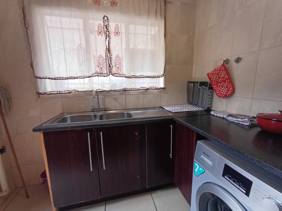 3 Bedroom Property for Sale in Lindhaven Gauteng