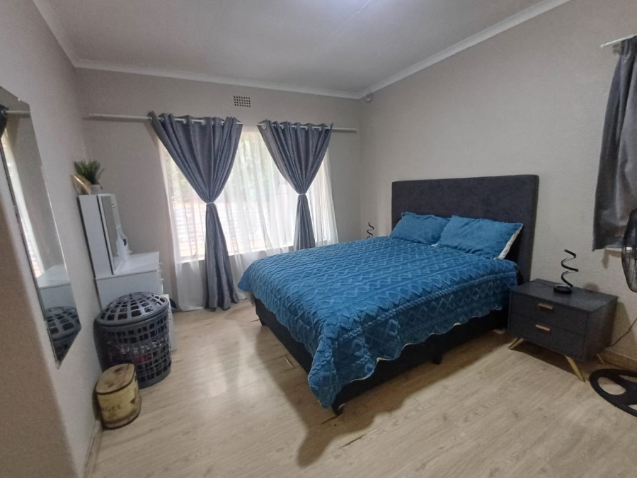 3 Bedroom Property for Sale in Lindhaven Gauteng