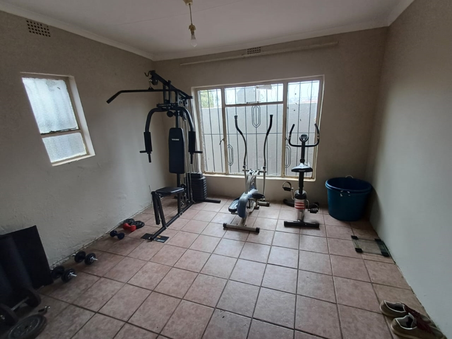 3 Bedroom Property for Sale in Lindhaven Gauteng