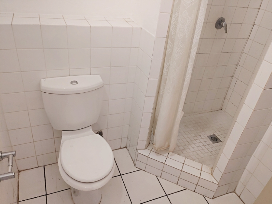 1 Bedroom Property for Sale in Braamfontein Gauteng