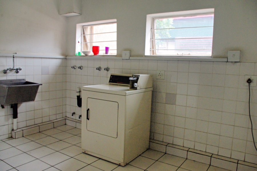 1 Bedroom Property for Sale in Braamfontein Gauteng