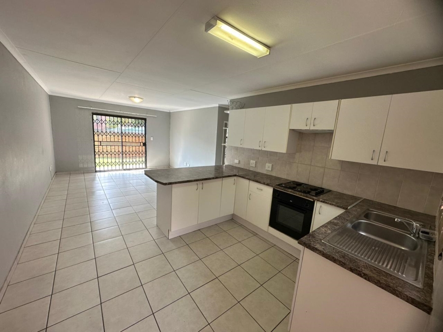 2 Bedroom Property for Sale in Groblerpark Gauteng
