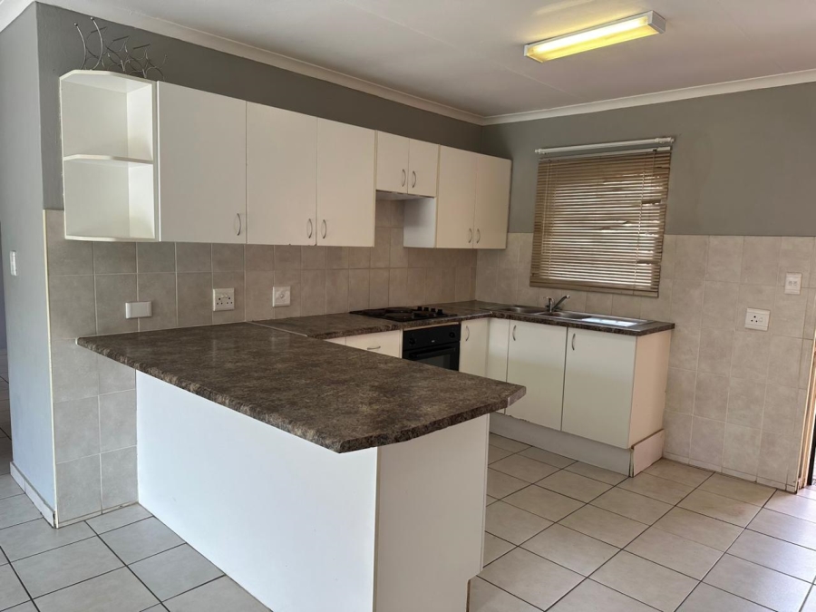 2 Bedroom Property for Sale in Groblerpark Gauteng