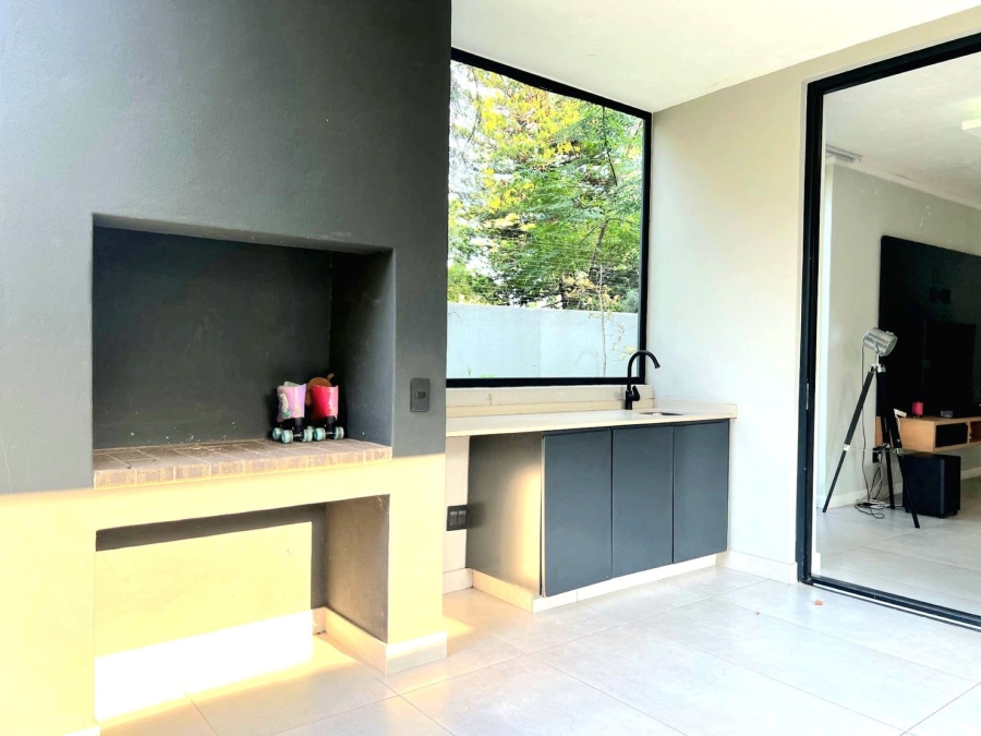 3 Bedroom Property for Sale in Waterkloof Heights Gauteng