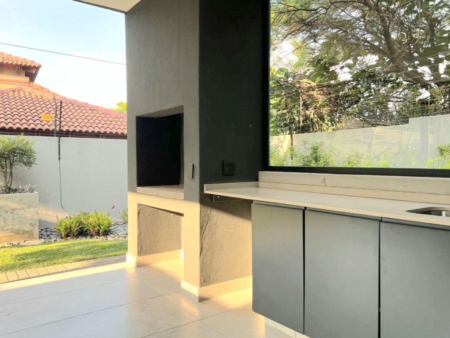 3 Bedroom Property for Sale in Waterkloof Heights Gauteng