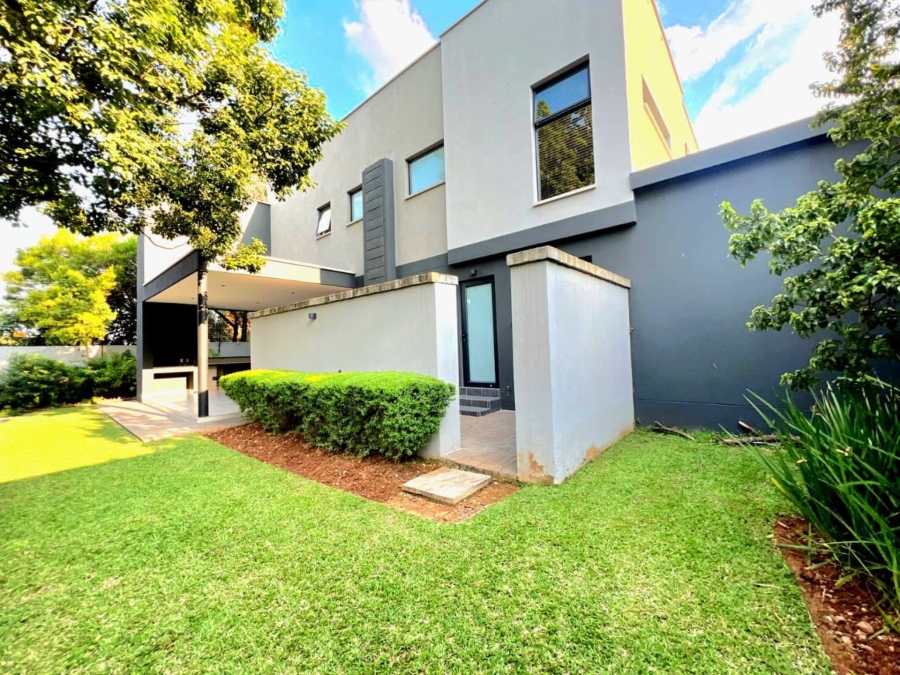 3 Bedroom Property for Sale in Waterkloof Heights Gauteng