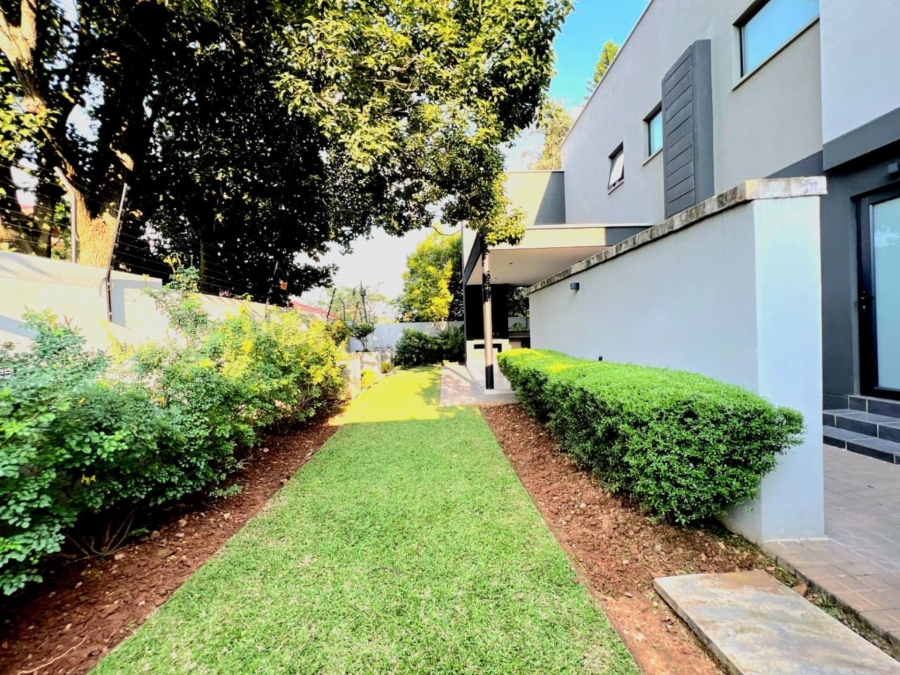 3 Bedroom Property for Sale in Waterkloof Heights Gauteng