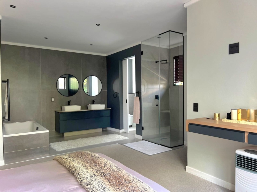 3 Bedroom Property for Sale in Waterkloof Heights Gauteng